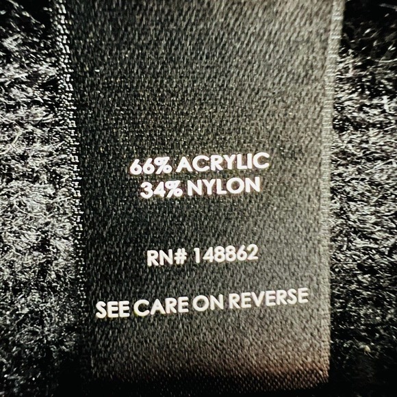 Torrid Women's Button Closure Pockets Long Black/Pink Sweater Size 2X - Picture 12 of 12